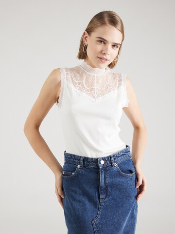 ABOUT YOU Top 'Dakota' in White: front