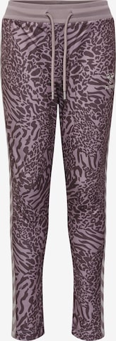 Hummel Slimfit Sportbroek 'WILD' in Lila: voorkant