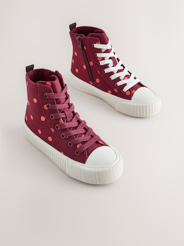 Next Sneaker in Rot