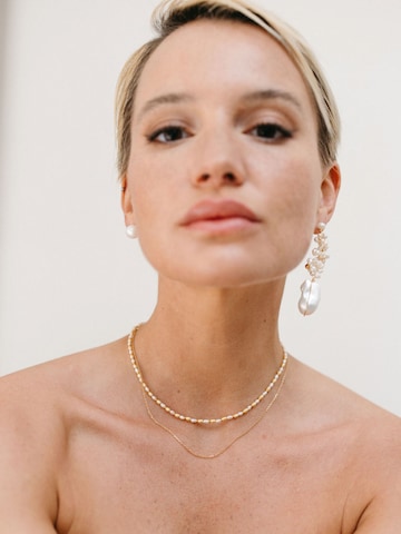 Boucles d'oreilles 'Max en perles' LA MAISON GISEL B. en blanc