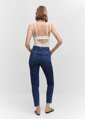 MANGO Regular Jeans 'newmom' i blå