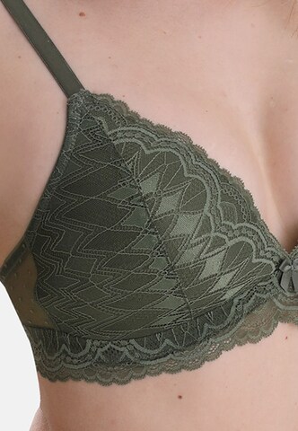 sassa T-shirt Bra 'FILIGREE WINTER' in Green