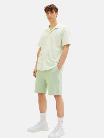 TOM TAILOR DENIM Regular fit Button Up Shirt in Green