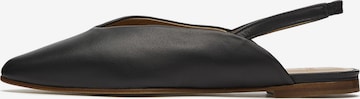 LOTTUSSE Ballet Flats with Strap ' Bel ' in Black: front