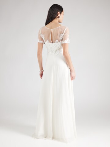 Rochie de seară de la Unique pe alb