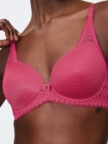 TRIUMPH T-shirt Bra ' Aura Spotlight ' in Pink