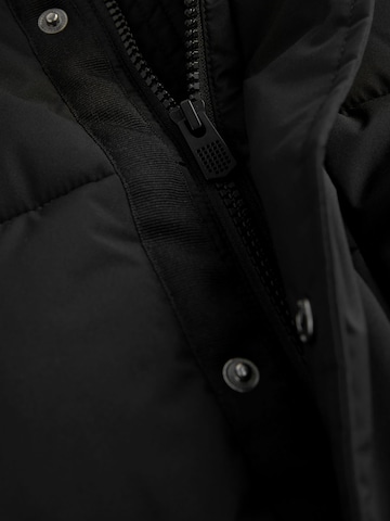 Next - Abrigo en negro