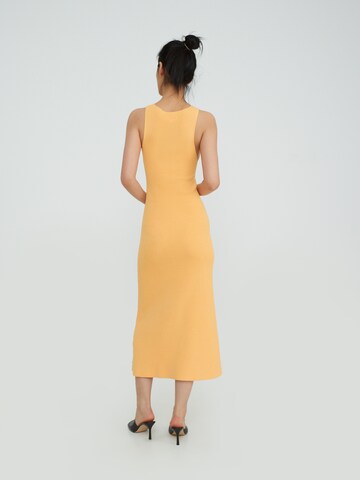 EDITED Kjole 'Leila' i orange
