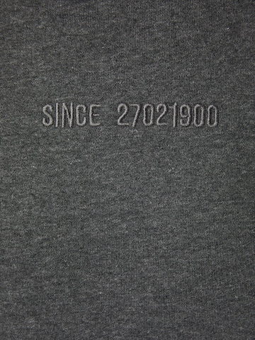 FCBM Sweatshirt 'Kai' in Grau