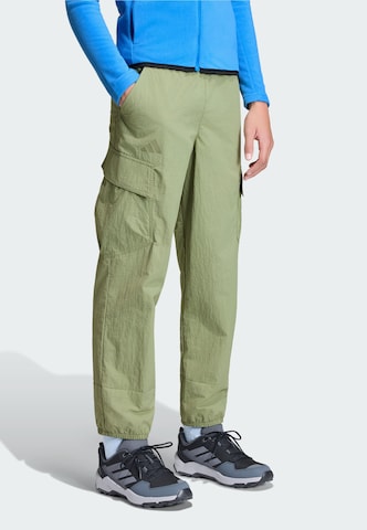 ADIDAS TERREX - Tapered Pantalón de montaña 'Xploric' en verde: frente