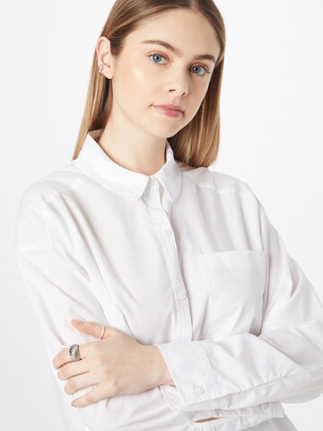 HOLLISTER Блуза в бяло