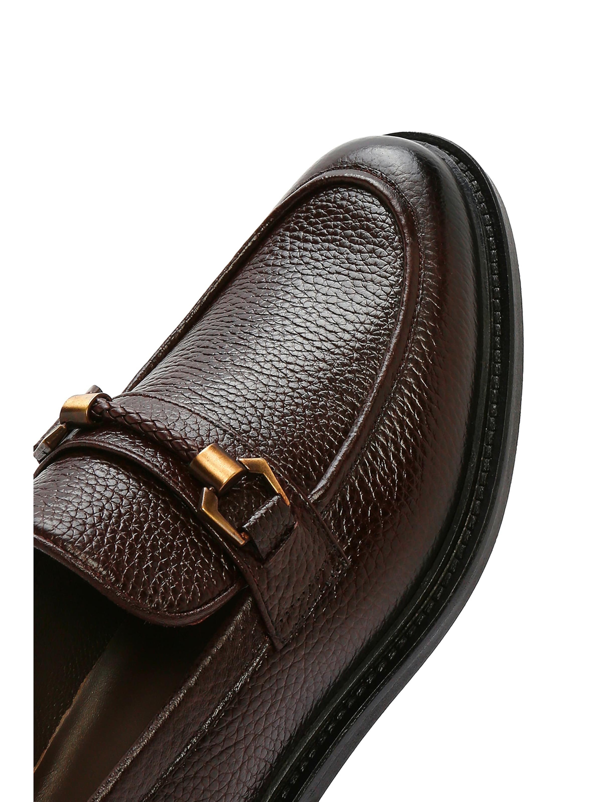 Chaussure basse Derimod en marron
