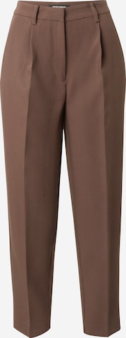 BRUUNS BAZAAR Конический (Tapered) Плиссированные брюки 'Cindy Dagny' в Коричневый: спереди