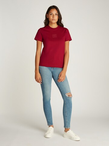 T-shirt Calvin Klein Jeans en rouge