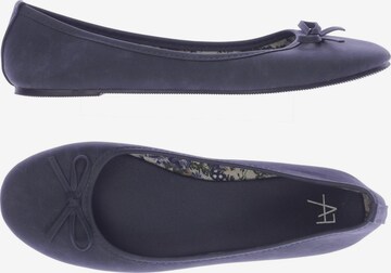 Anna Field Flats & Loafers in 39 in Blue: front