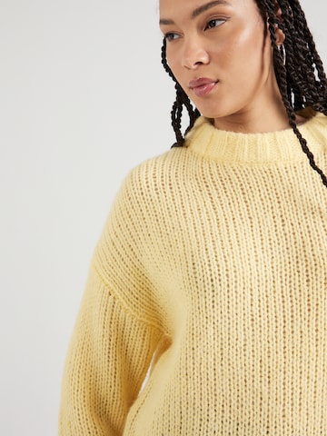 HUGO Red - Pullover 'Sloos' em amarelo