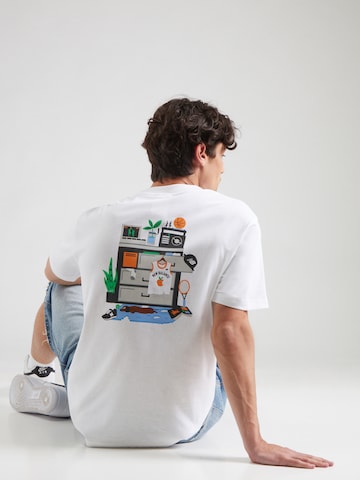 T-Shirt new balance en blanc : devant