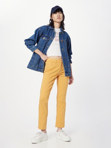 s.Oliver Slim fit Jeans in Yellow