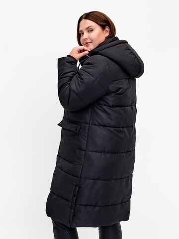 Manteau d’hiver 'HONGKONG' Zizzi en noir