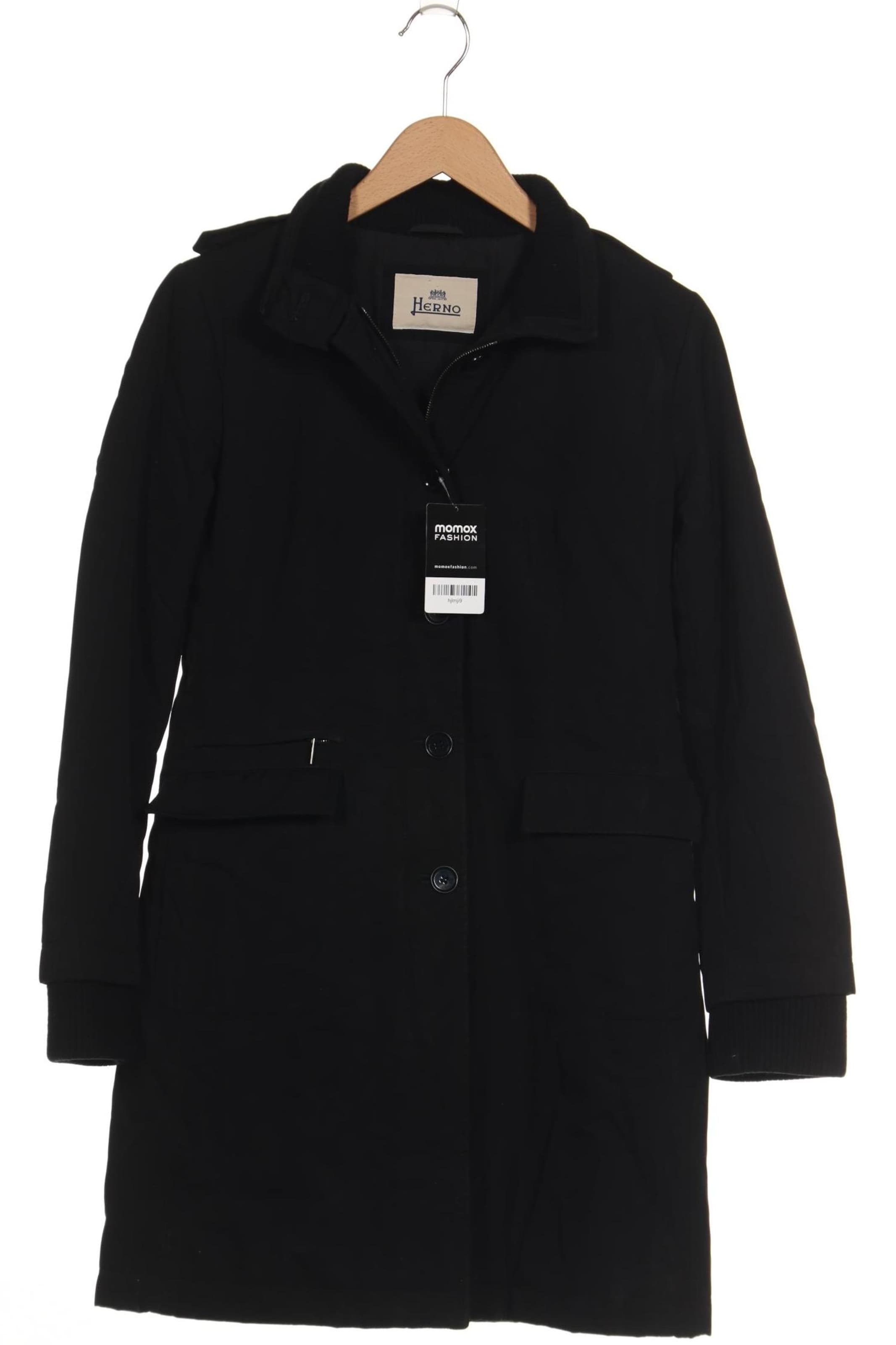 Herno Jacket & Coat in S in Black: front
