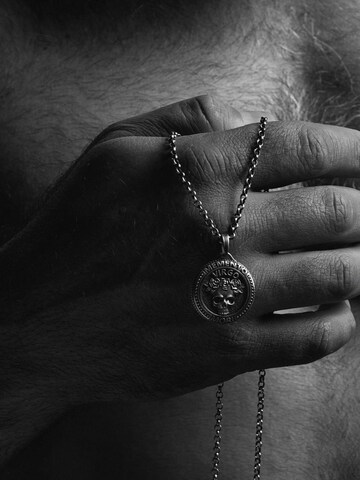 REYTEL Pendant 'ARIES. MEMENTO MORI' in Silver