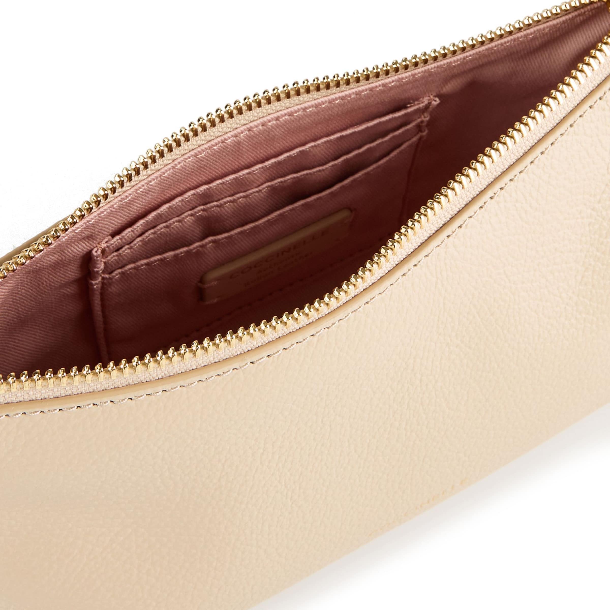 Borsa a spalla 'Aura' di Coccinelle in beige