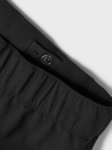 Regular Pantalon fonctionnel 'Alfa' NAME IT en noir