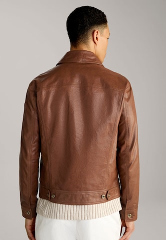 JOOP! Jeans Between-Season Jacket in Brown