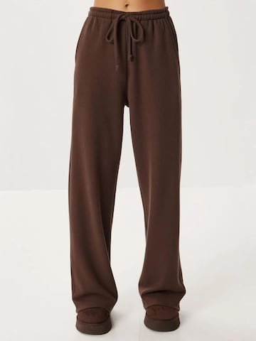 Wide leg Pantaloni 'Hose' di Happiness İstanbul in marrone