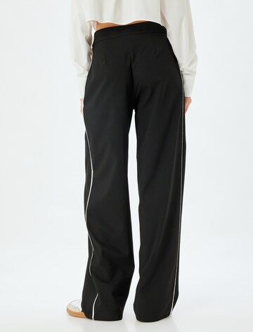Koton Loosefit Broek in Zwart