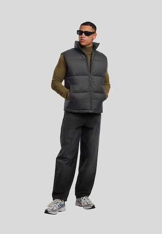 Urban Classics Bodywarmer in Grijs