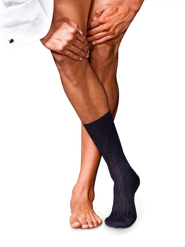 FALKE Socks 'No. 2 Finest Cashmere' in Blue: front