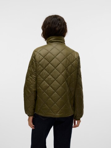 Veste mi-saison 'VMSkylar' VERO MODA en vert
