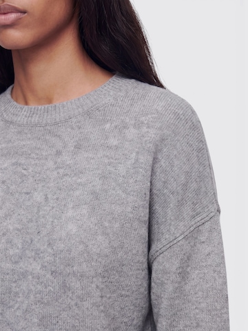 studioselect Pullover 'Nola' in Grau