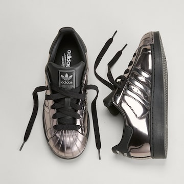 ADIDAS ORIGINALS - Sapatilhas baixas 'Superstar II' em preto