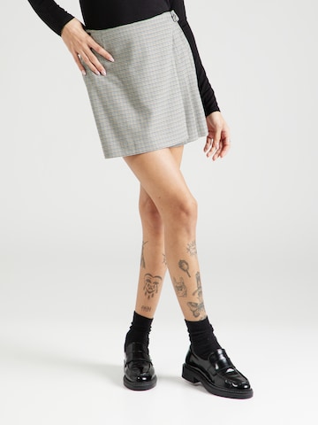 QS Skirt in White: front