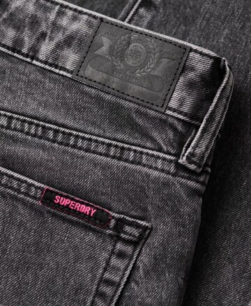 Coupe slim Jean Superdry en gris