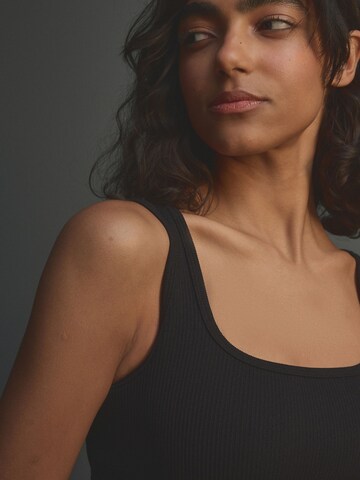 NextBustier Grudnjak - crna boja