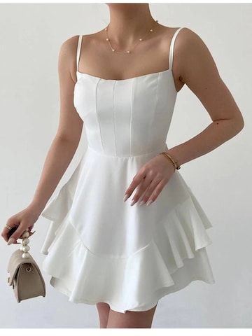 Robe WOMAN VISION en blanc