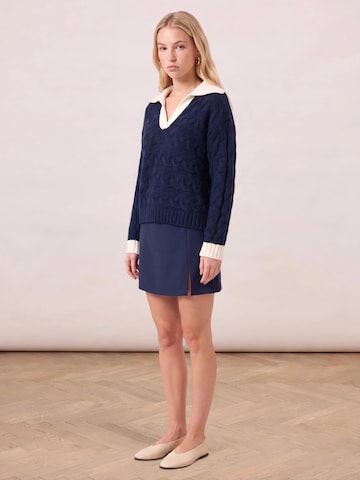 noar studios Pullover in Blau