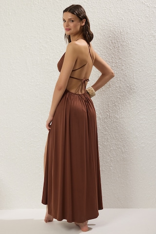 Trendyol Summer dress in Brown