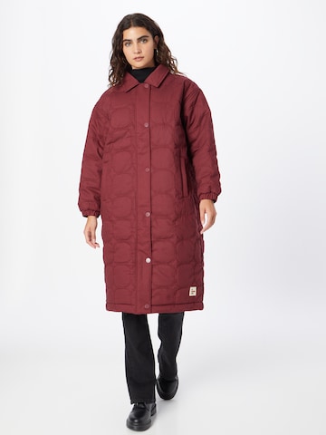 AMERICAN VINTAGE معطف لمختلف الفصول 'FIBCITY' بلون أحمر: الأمام