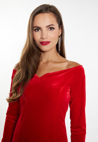 faina Cocktail Dress in Red