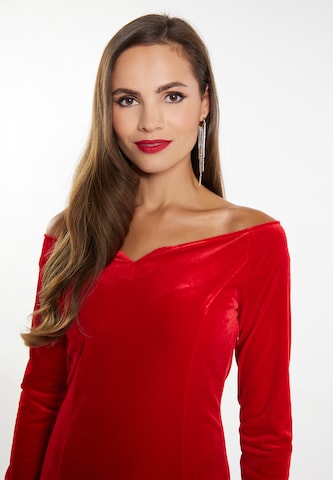 faina - Vestido de gala en rojo