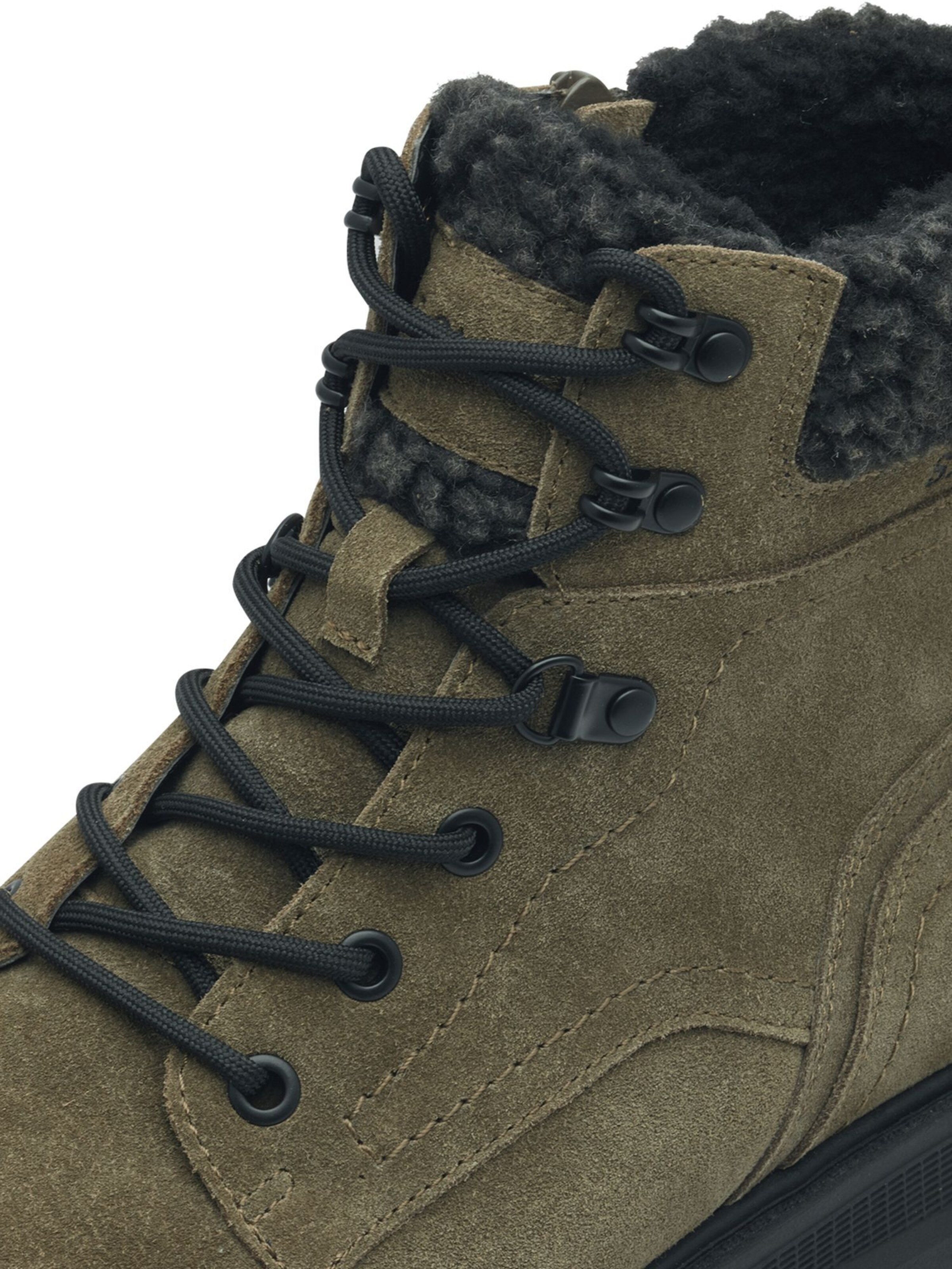 s.Oliver Lace-up boot in Green