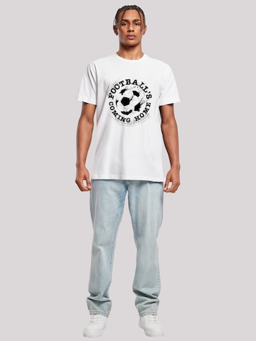T-Shirt 'Football's Coming Home Paint Splatter' F4NT4STIC en blanc
