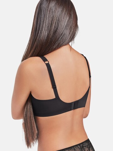 Push-up Reggiseno di Gisela in nero: dietro