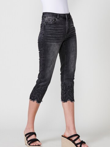 KOROSHI Skinny Jeans in Black: front