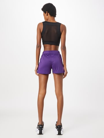 Hummel Regular Sportshorts in Lila