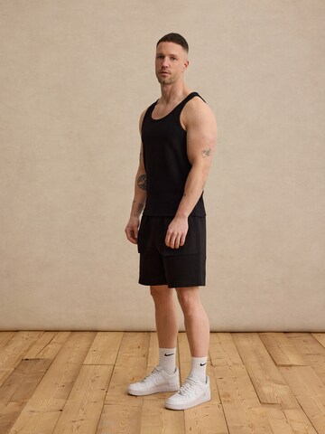 DAN FOX APPAREL Top 'Vince' in Schwarz